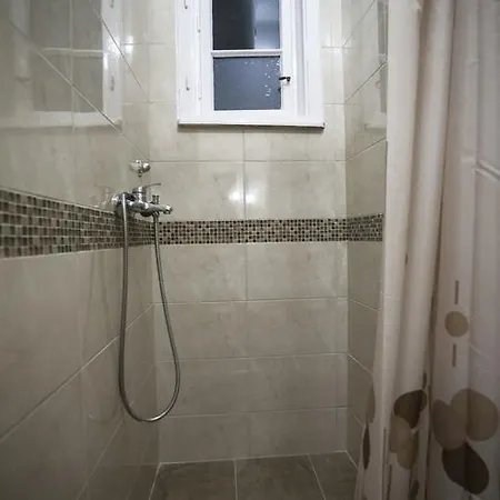 Charlie Perfect Price * Belgrad
